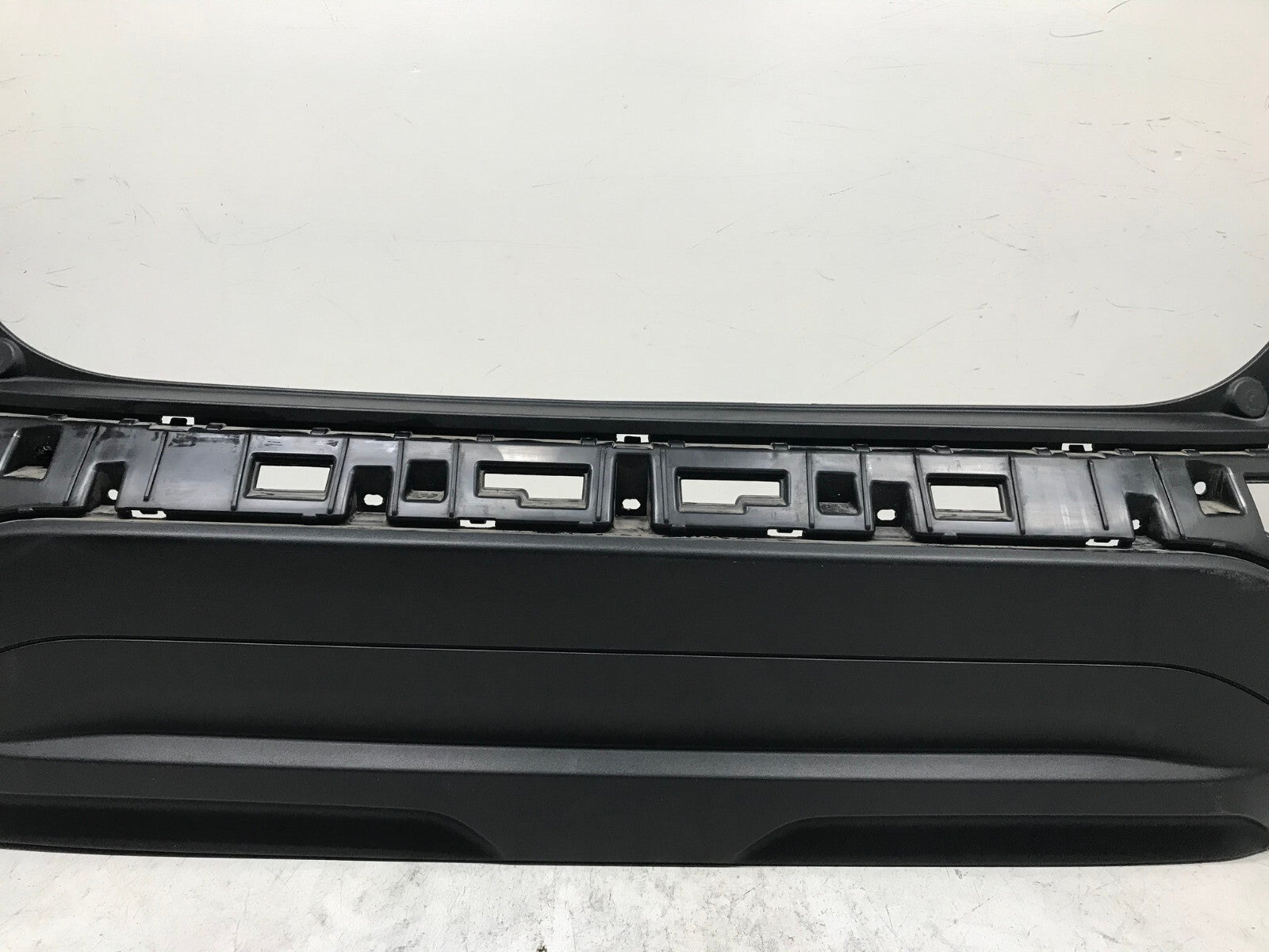 Rear Bumper Cover Hyundai Kona Black 2018 2019 86611-J9020 OEM5