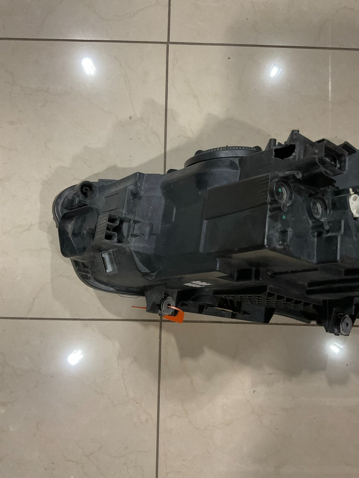Headlight Right Passenger RH 2016 2017 2018 2019 BMW X1 63.11-7346538 OEM