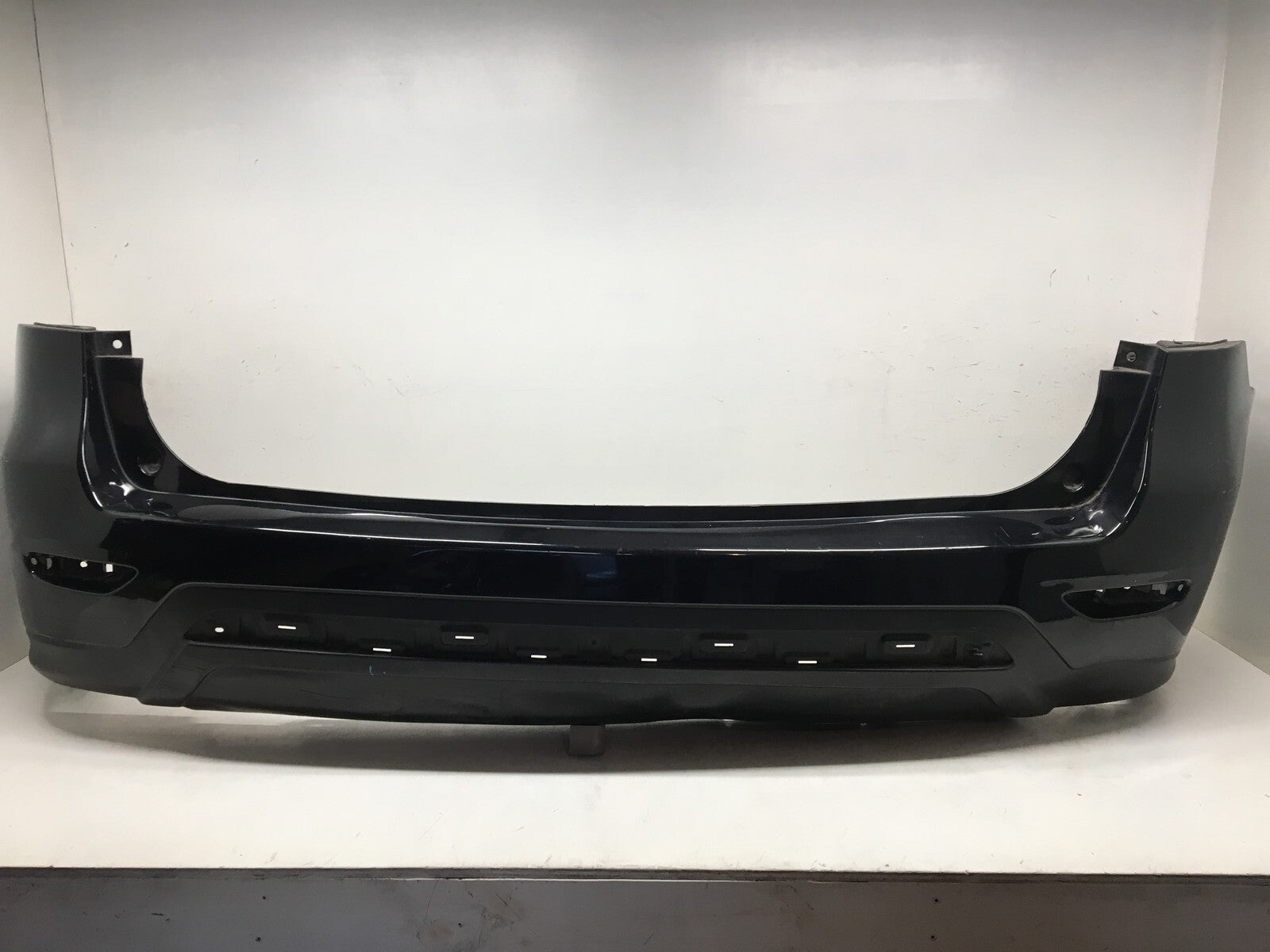 Rear Bumper Cover Nissan Pathfinder SL Platinum 2013-2016 85022-3KA0H OEM