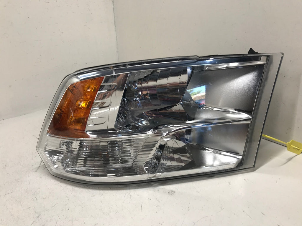 Headlight Damaged RH Right Dodge Ram 1500 2500 3500 13 14 15 16 68001484AG OEM