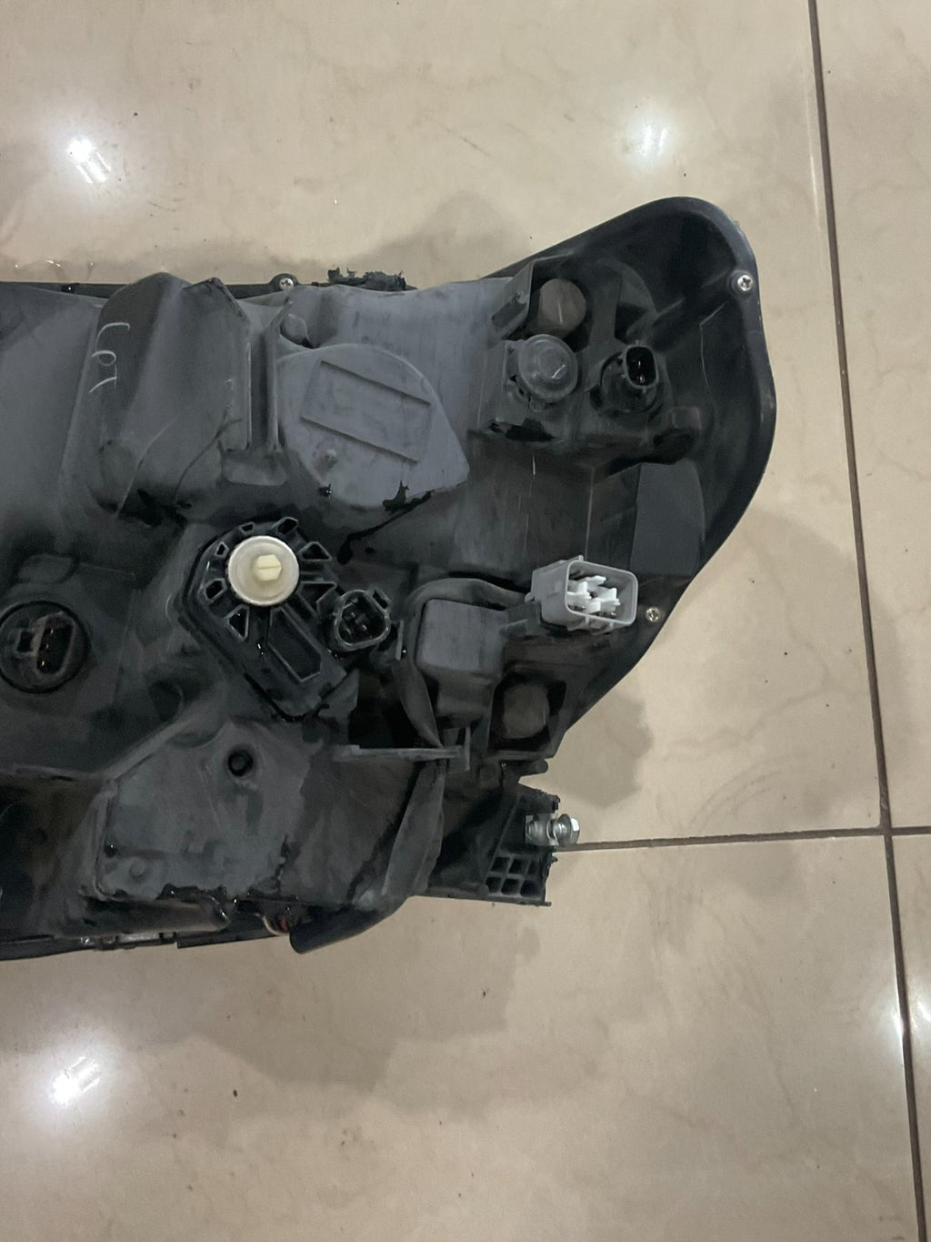 Headlight Right Passenger RH 2018 2021 Toyota Tundra CAPA