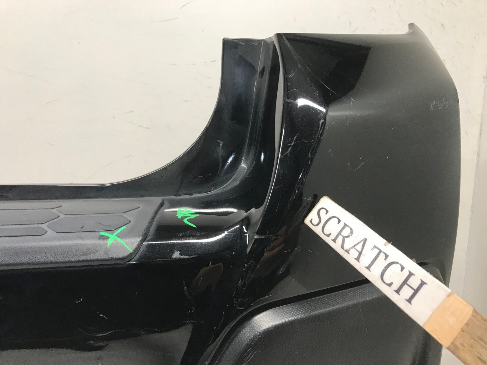 Rear Bumper Cover Black Subaru Crosstrek Base/Premium/Lim 18-21 57704FL250 OEM
