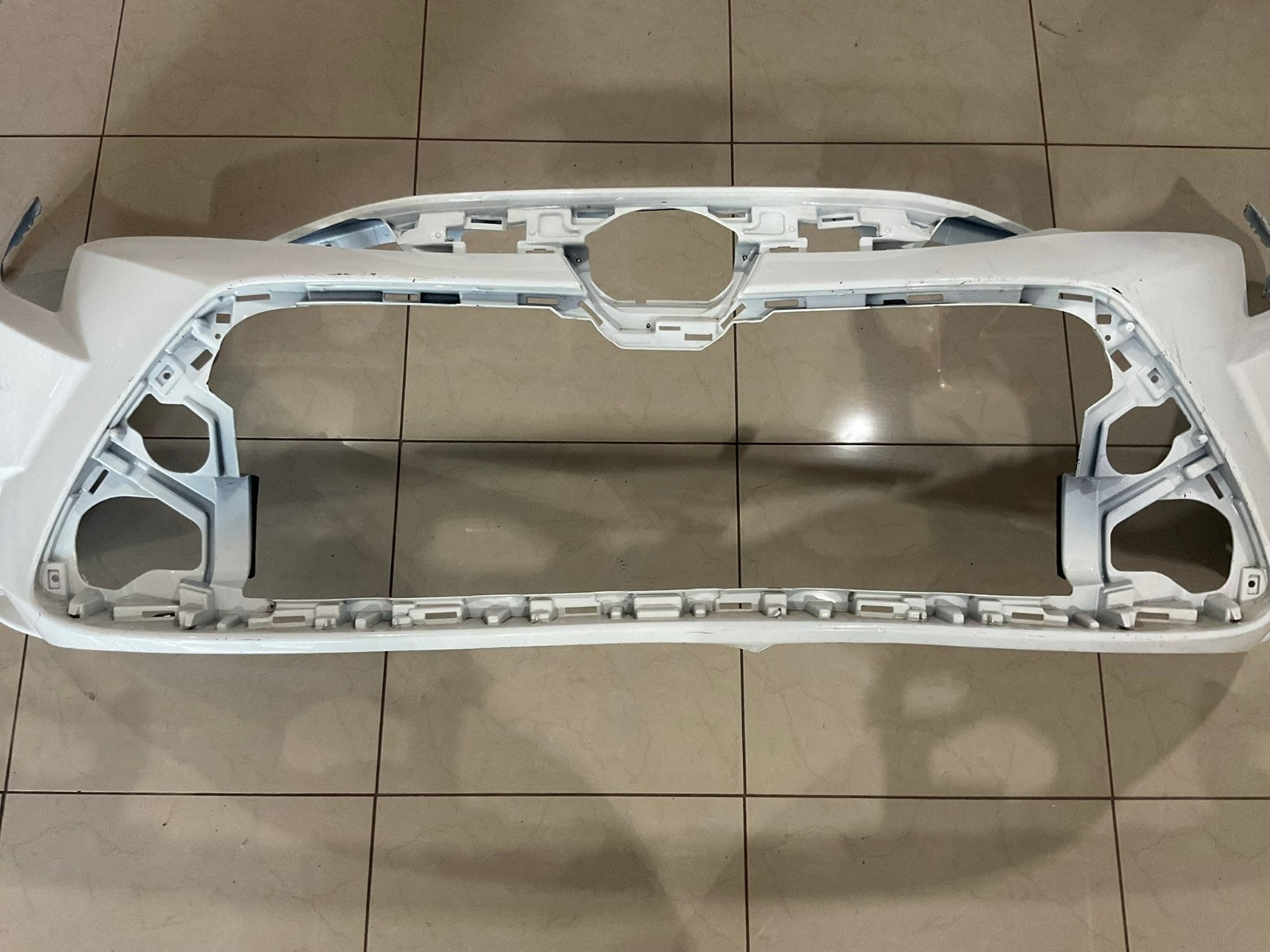 Front Bumper Cover White 2020-2022 Toyota Corolla L LE XLE CAPA