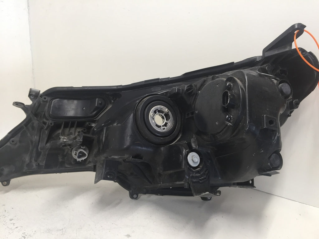 Headlight Damaged Halogen Passenger RH Toyota RAV4 2013-2015 81110-0R042 OEM
