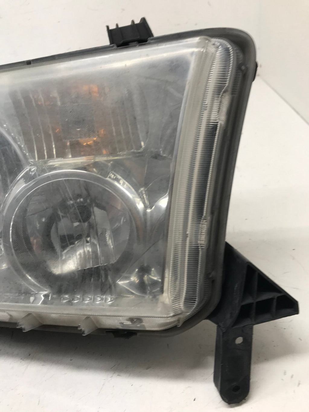 Headlight Damaged Passenger RH Right 81110-0C070 OEM