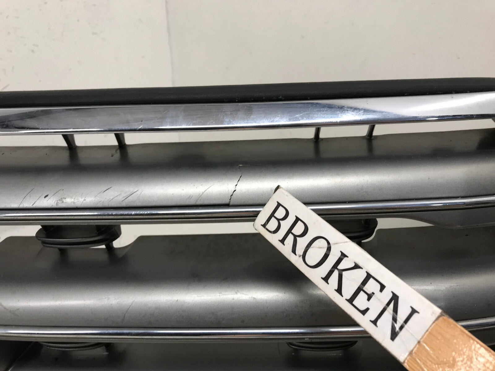Grill Grille Toyota Landcruiser 2007 53101-60480 OEM