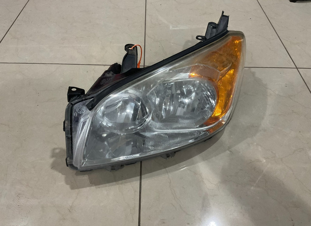 Headlight Left Driver LH 2009-2012 Toyota RAV4 81150+0r010 OEM