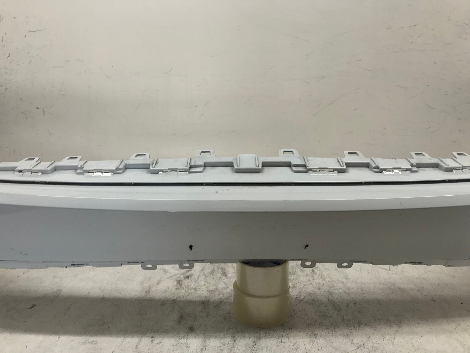 Front Upper Bumper Cover White 2022-2023 Volkswagen Tiguan S/SE 5NN807217-AK OEM