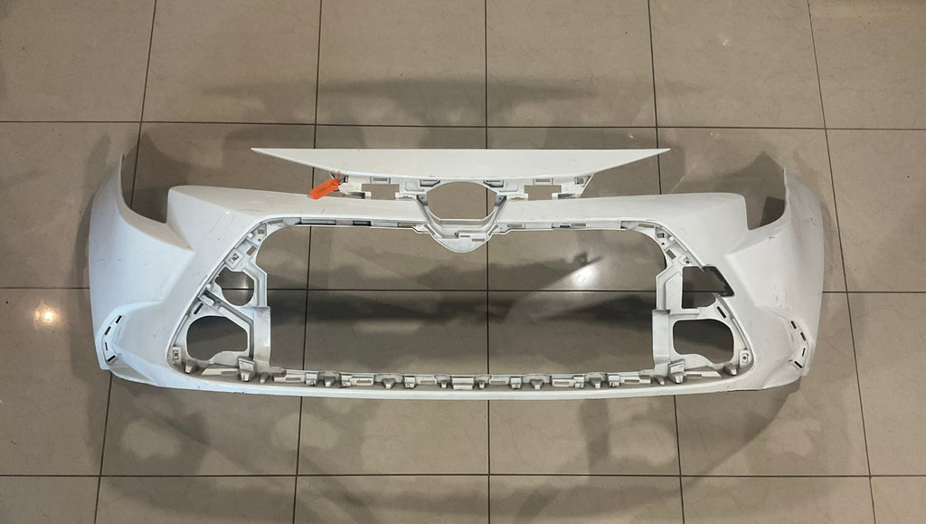 Front Bumper Cover White Toyota Corolla Sedan L/LE/XLE/Hybrid 20-2021 CAPA