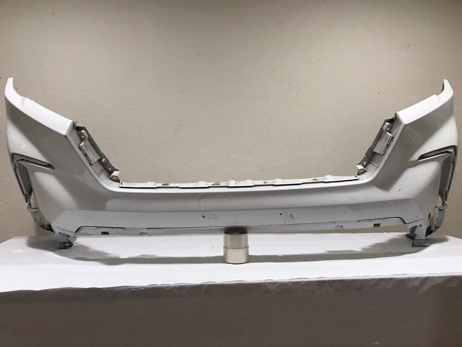 Front Upper Bumper Cover White Honda Pilot 2023-2024 71101-T90-A000 OEM