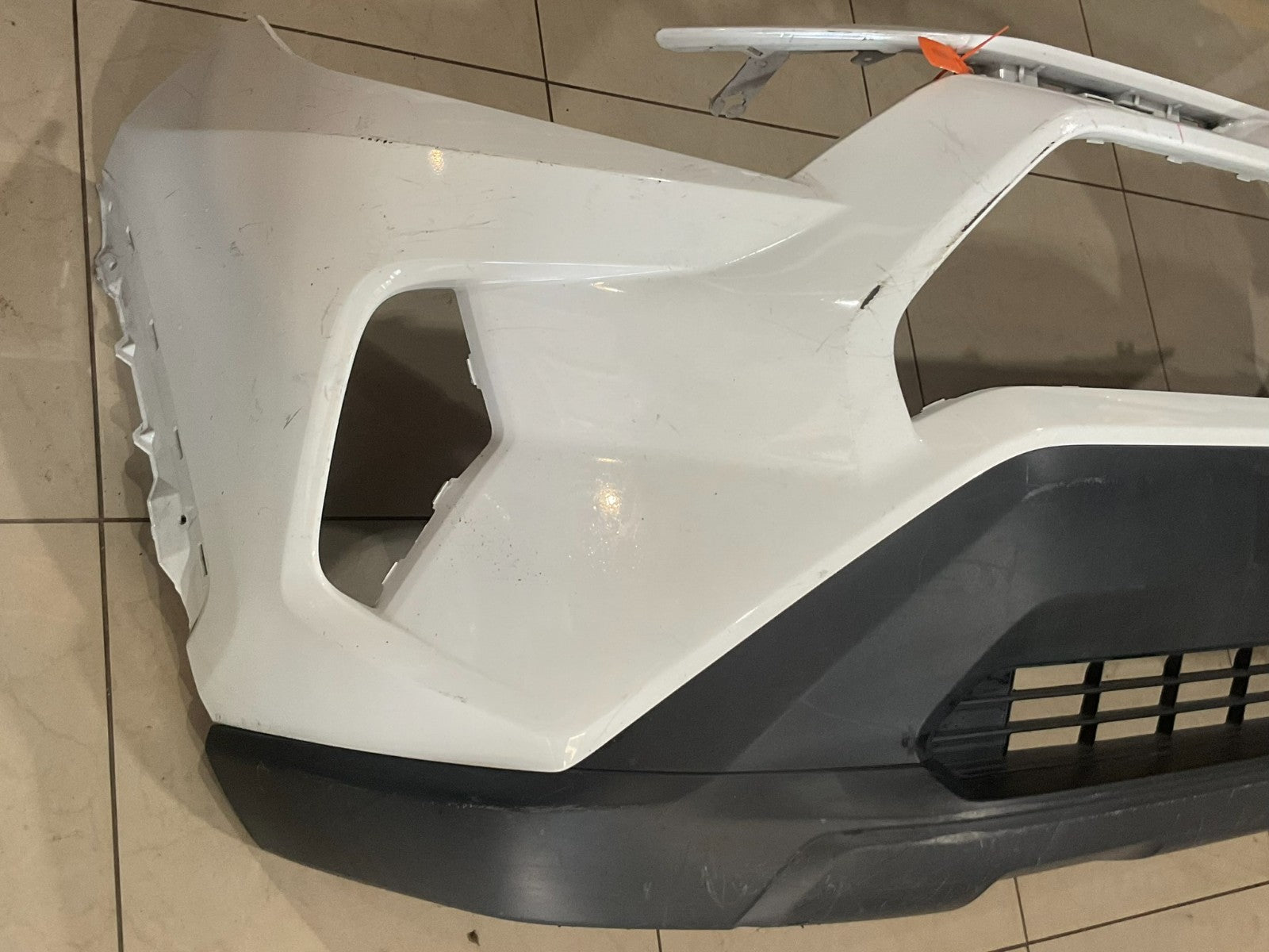 Front Bumper Cover White Toyota RAV4 2019-2021 52119+0r200 OEM