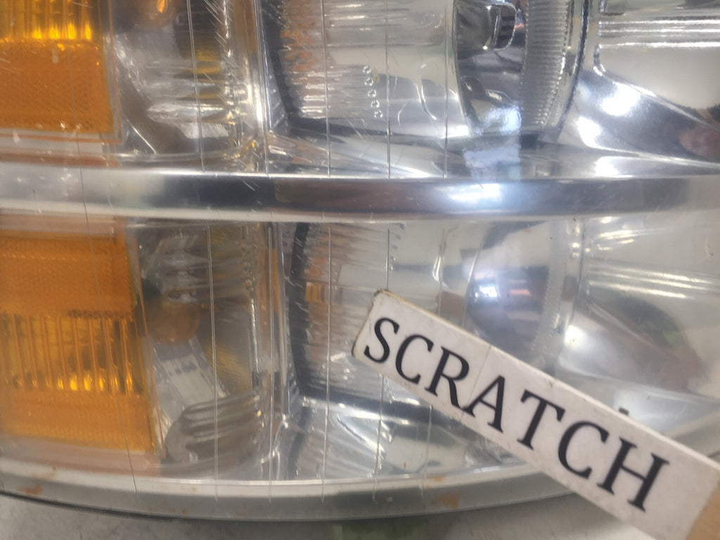 Headlight Damaged Rights RH Chevy Silverado 1500 2500 3500 07-13 22853028 OEM2