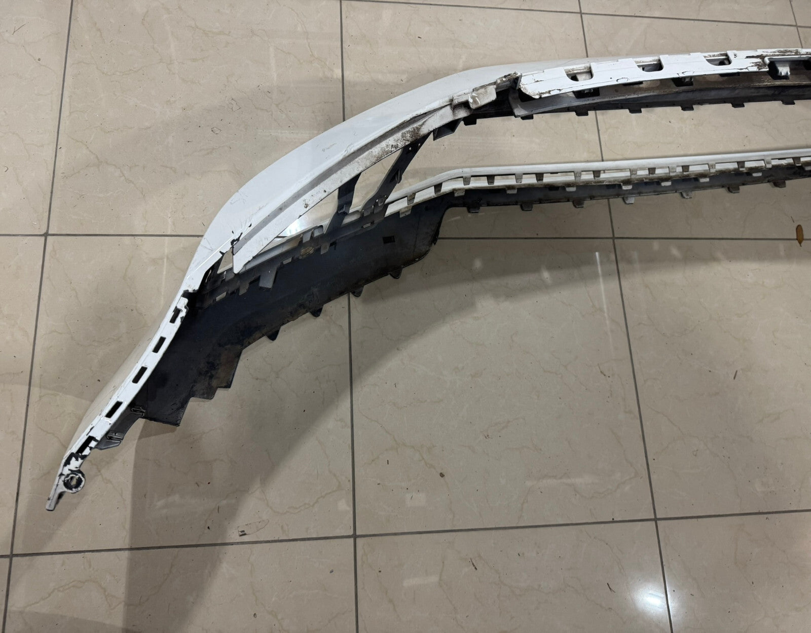 Front Bumper Cover White 2015-2018 Volkswagen Jetta CAPA