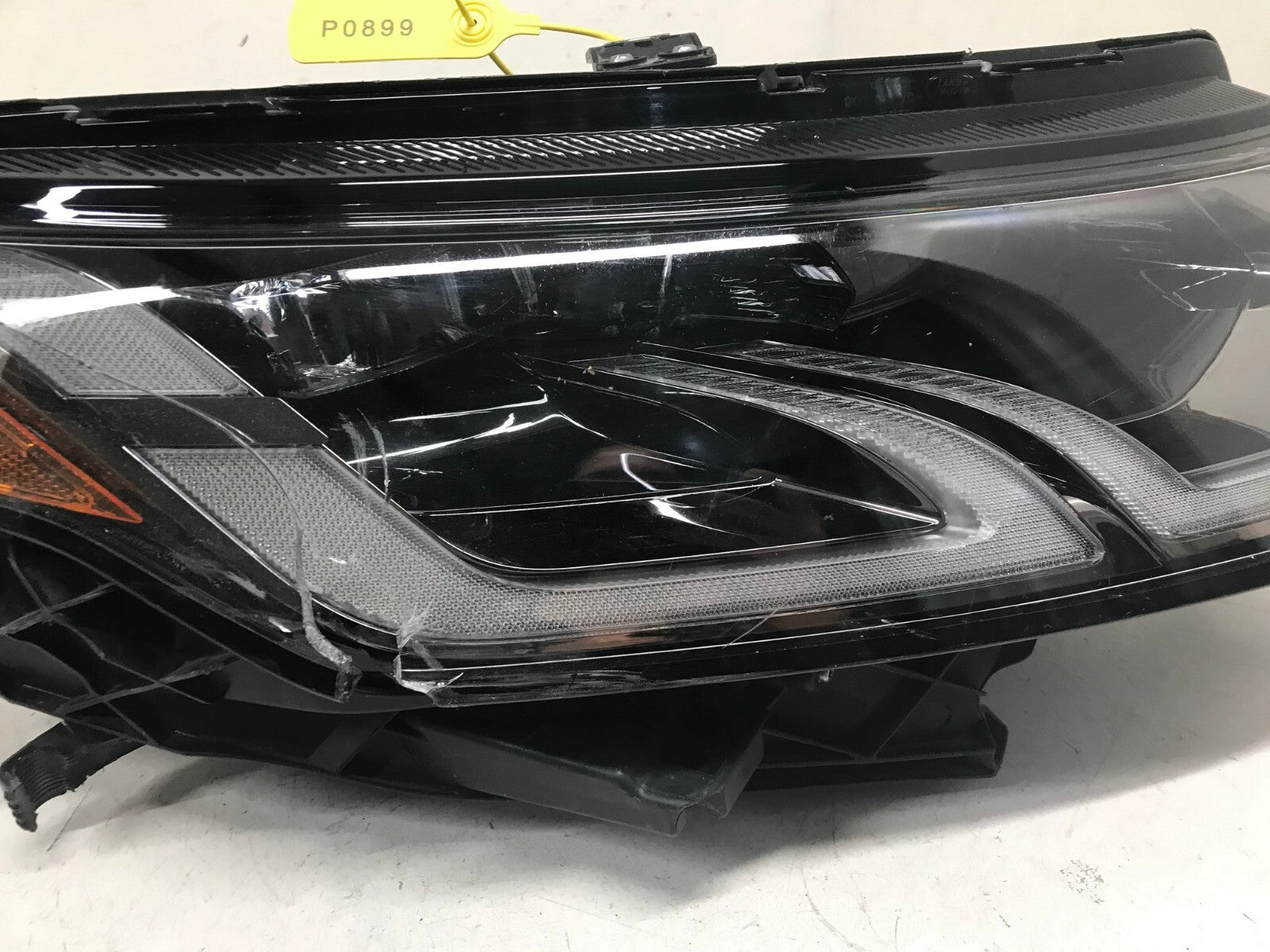 Headlight Right passenger RH 20-2023 Range Rover Discovery Sport PARTS ONLY OEM