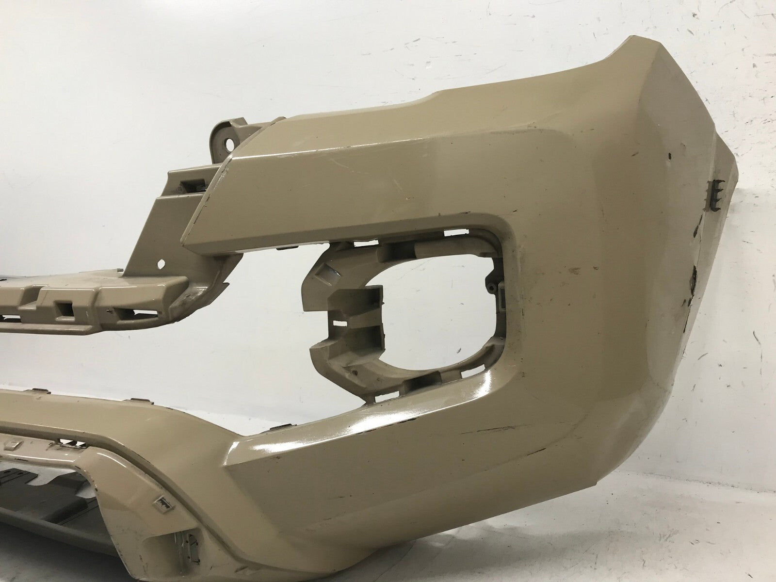 Front Bumper Cover Toyota Tacoma SR/SR5/Limited 4V6 2016-2018 52119-04240 OEM