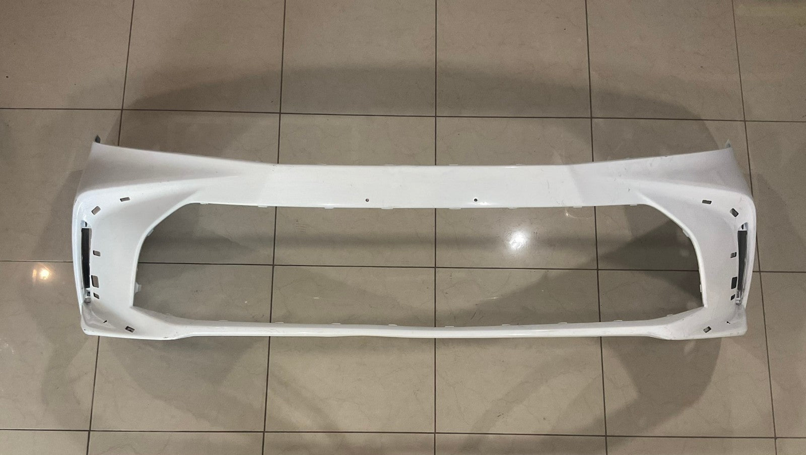 Front Bumper Cover White 2025 Toyota Camry LE 52119+AQ10 OEM