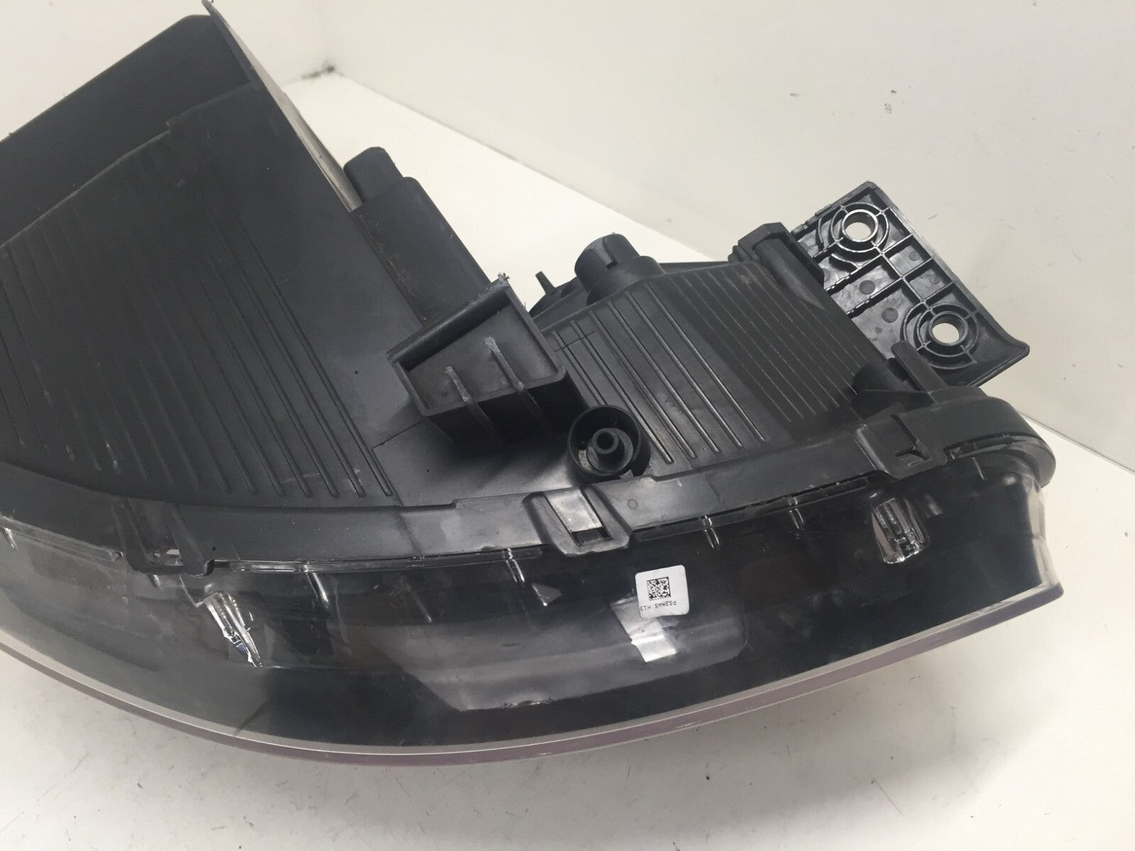 Head light Damaged LED Driver LH Left Kia Soul EV 2015-2016 92101-B2000 OEM