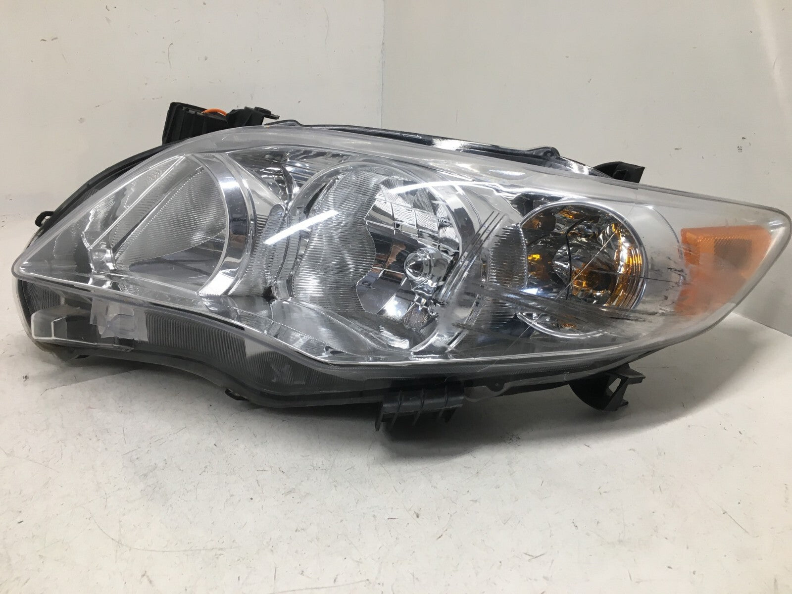 Headlight Damaged Lamp Driver Side LH Toyota Corolla S XRS 2011-2013 CAPA