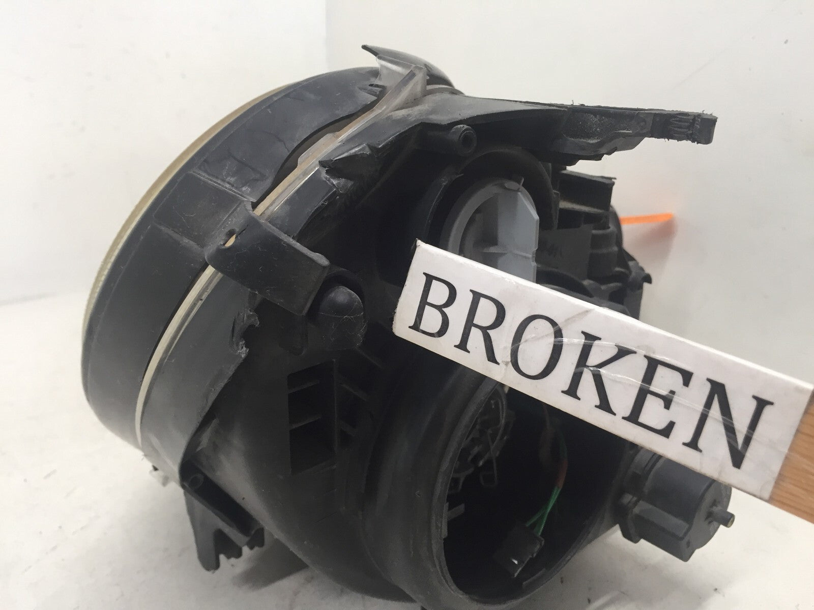 Headlight Damaged Headlamp Left Driver Side Mercedes Benz E Class 03 06 OEM