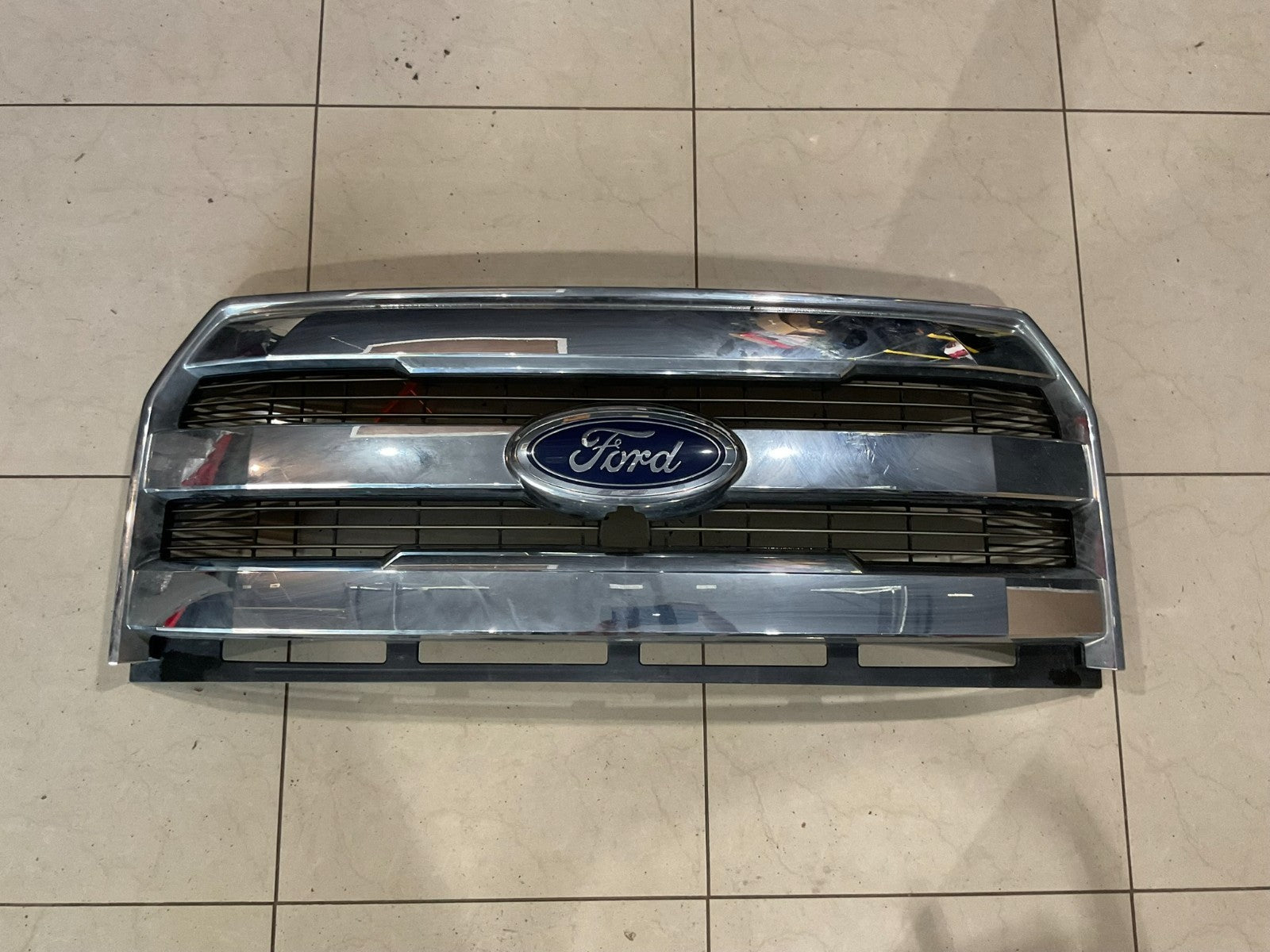 Grille Grill 2015-2017 Ford F-150 XLT fl34+8200 OEM