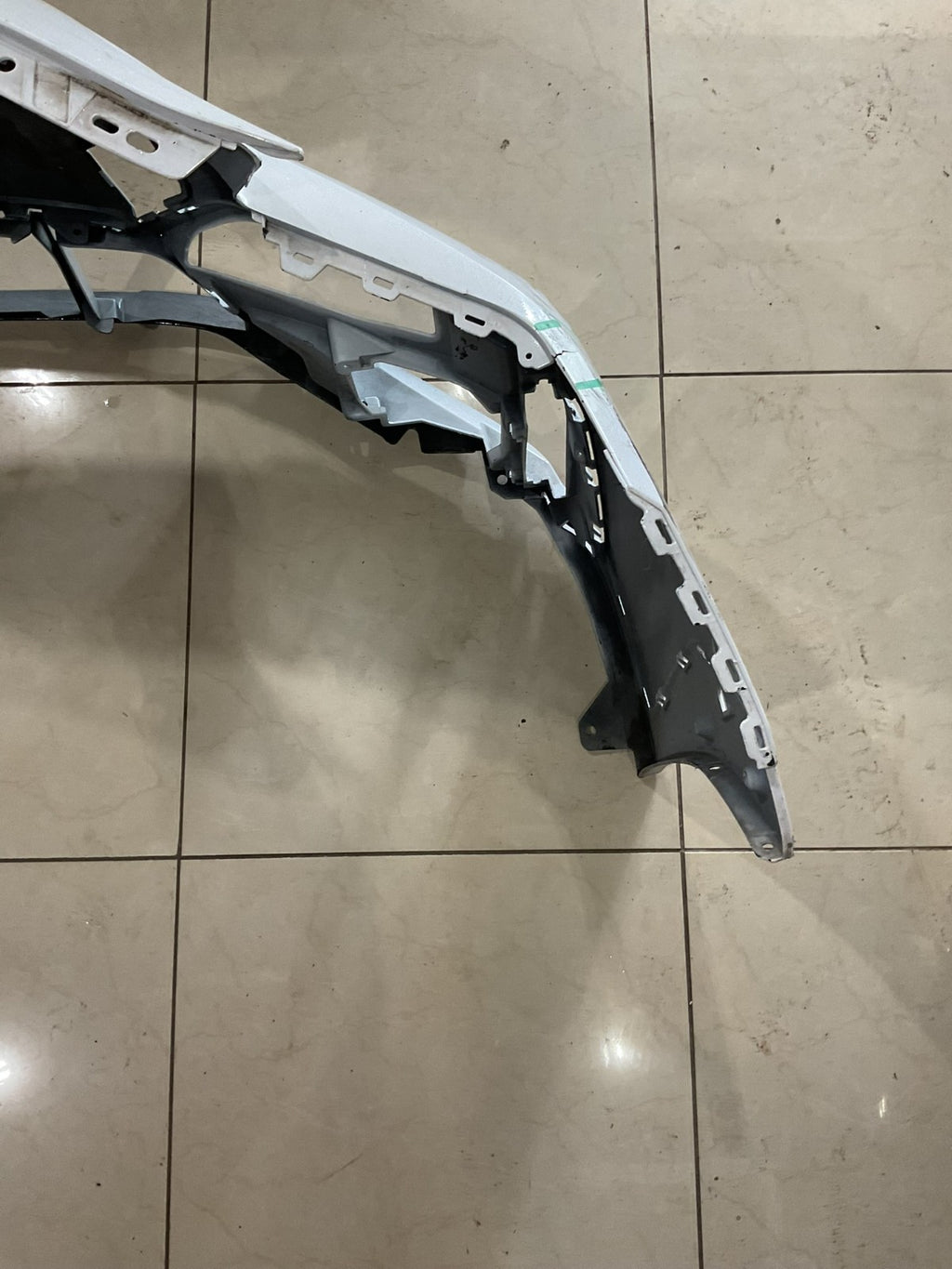 Front Bumper Cover Off White/Grey Subaru WRX 2022-2024 57704vc200 OEM