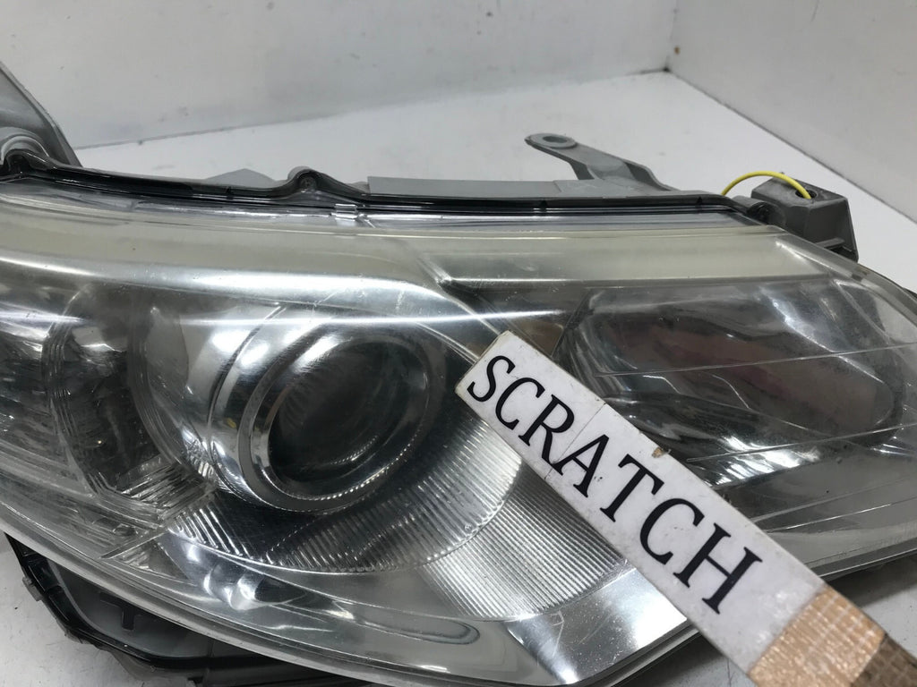 Headlight Damaged Right RH Passenger Toyota Camry SE 12-14 81110-06800 OEM