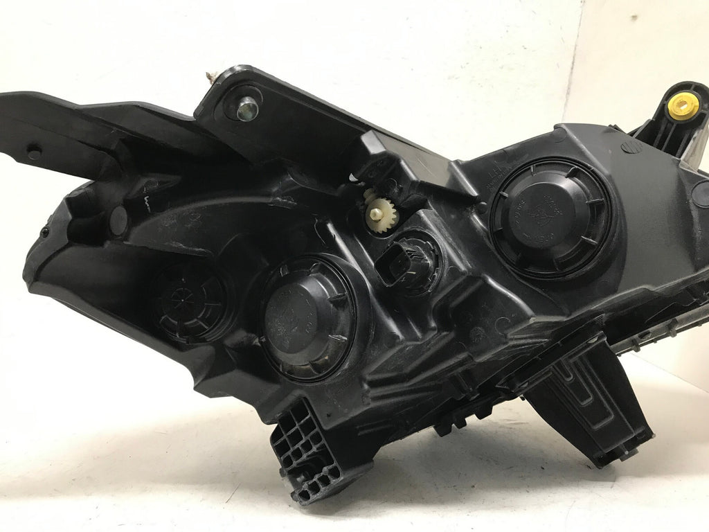 Headlight Damaged Left LH Driver 2013-2017 Chevrolet Traverse 23402604 OEM