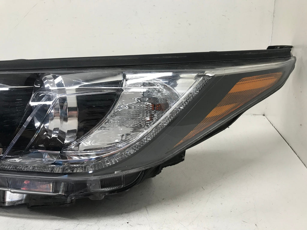 Headlight Left LH Driver Toyota Highlander 2017-2019 81150-0E390 OEM