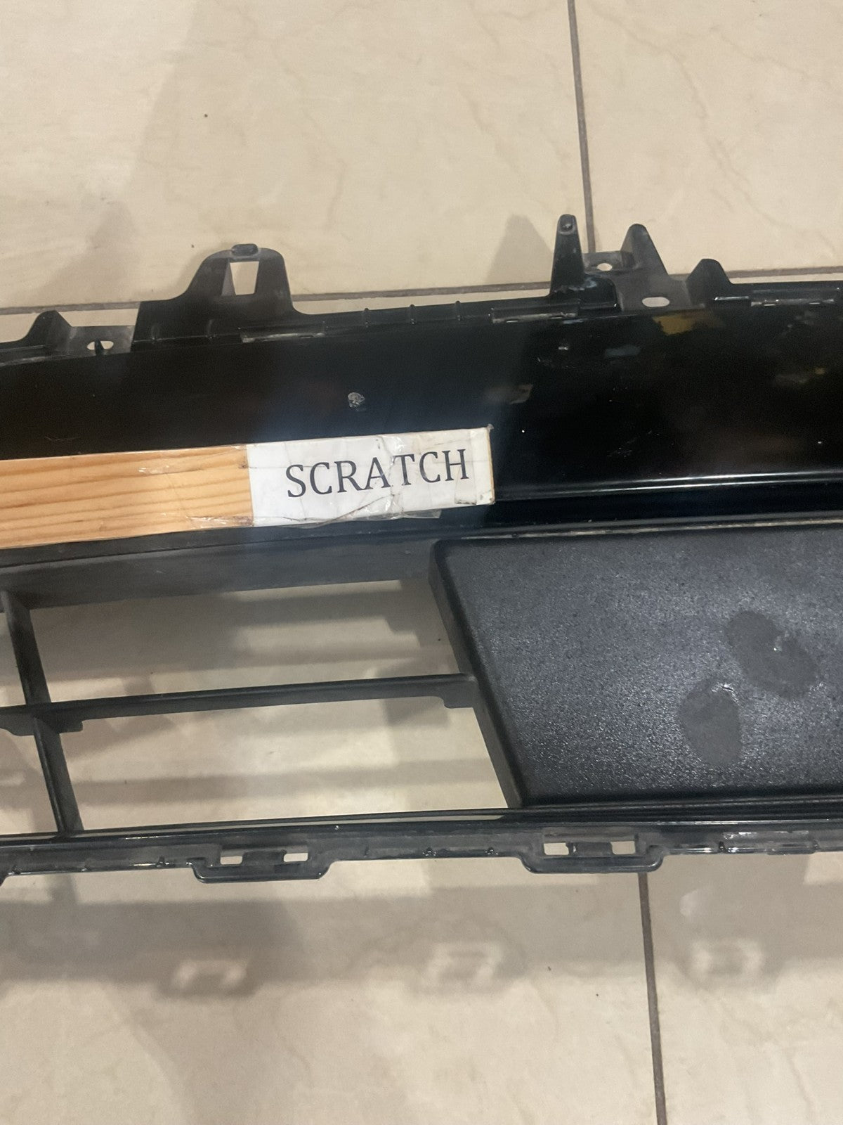 Grill Grille Black 2016-2018 Kia Sorento 86561+c6510 OEM