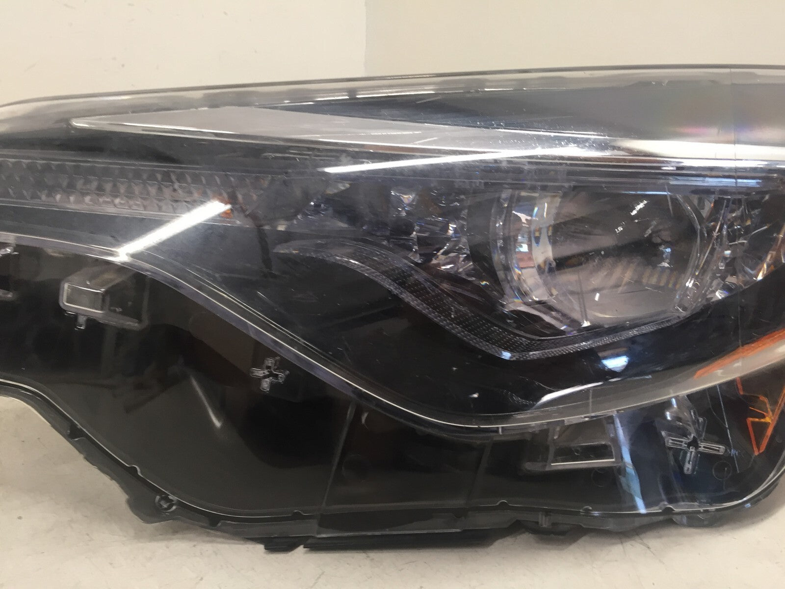 Headlight Damaged Headlamp Driver LH Corolla CE L LE ECO 17-19 81150-02M70 OEM