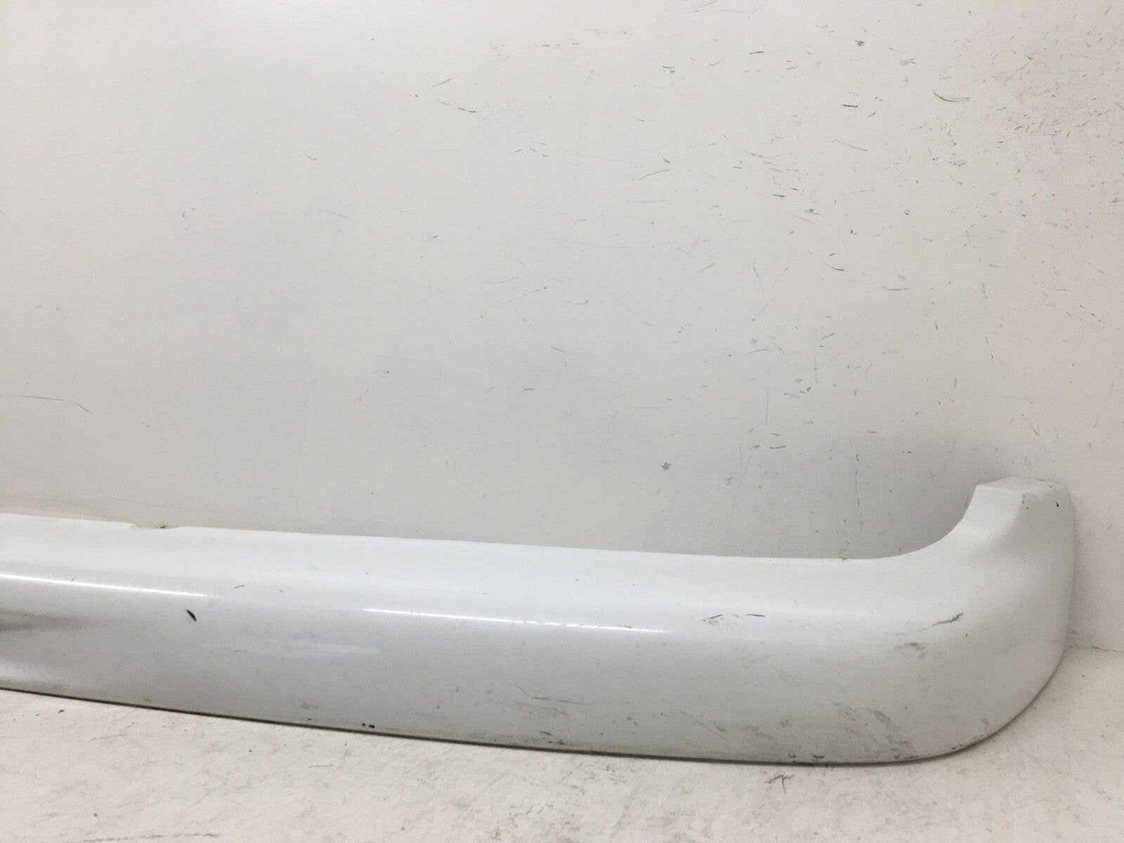 Front Bumper Cover Chevy Suburban 00-06 15079262 OEM
