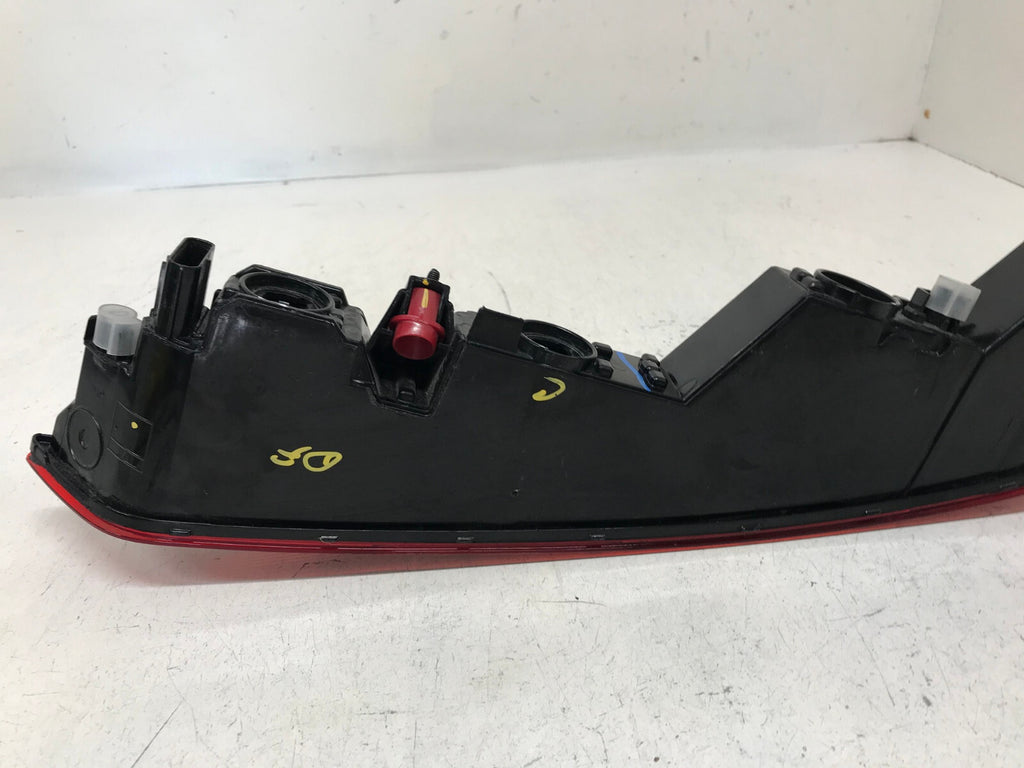 Cracked Tail Light Left LH Driver Audi Q5 2018-2021 80A945069A OEM