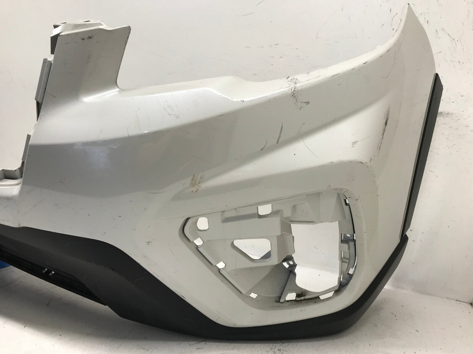 Front Bumper Cover Subaru Forester White 2019-2021 57704SJ010 OEM