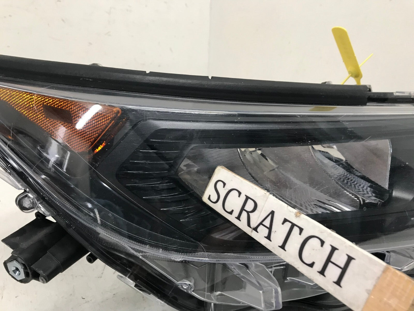 Headlight Damaged Passenger RH Right 2019 2020 2021 RAV4 81130-42812 OEM