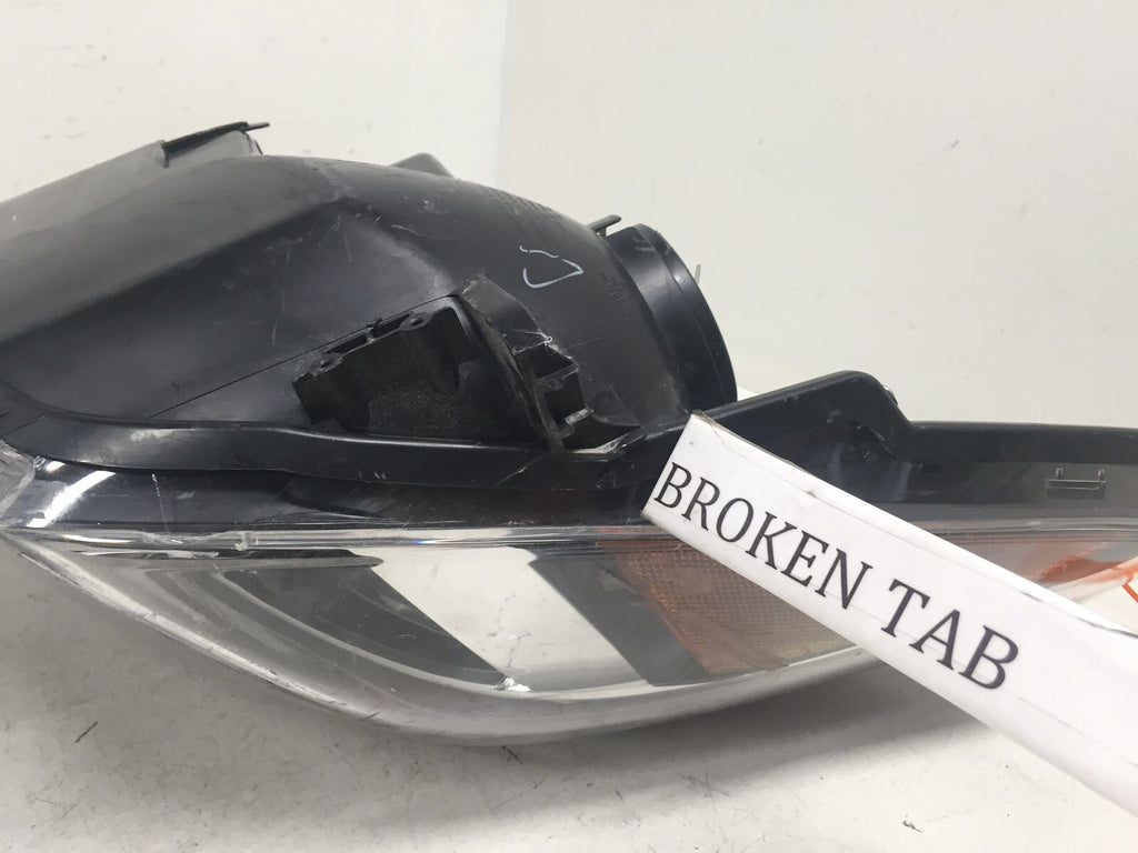 Headlight Damaged Passenger Right RH Toyota Yaris HB 2015-2017 81130-0DA70 OEM