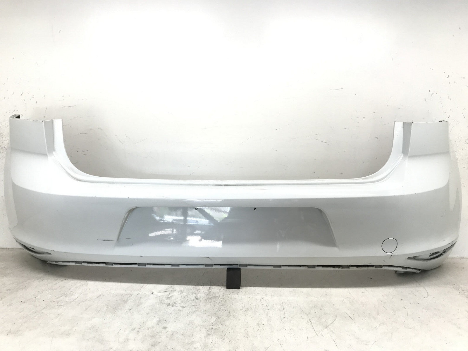 Rear Bumper Cover Volkswagen Golf/GTI 2015 2016 2017 5GM807417GRU OEM