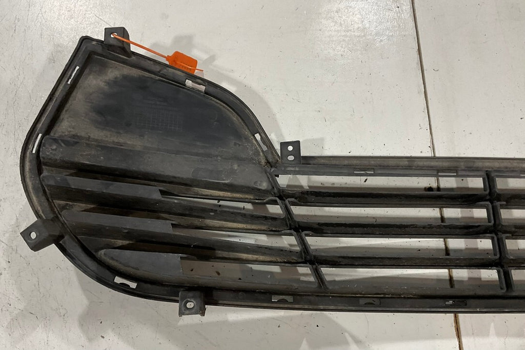Grill Grille Black 2012-2017 Hyundai Veloster 86560-2V000 OEM
