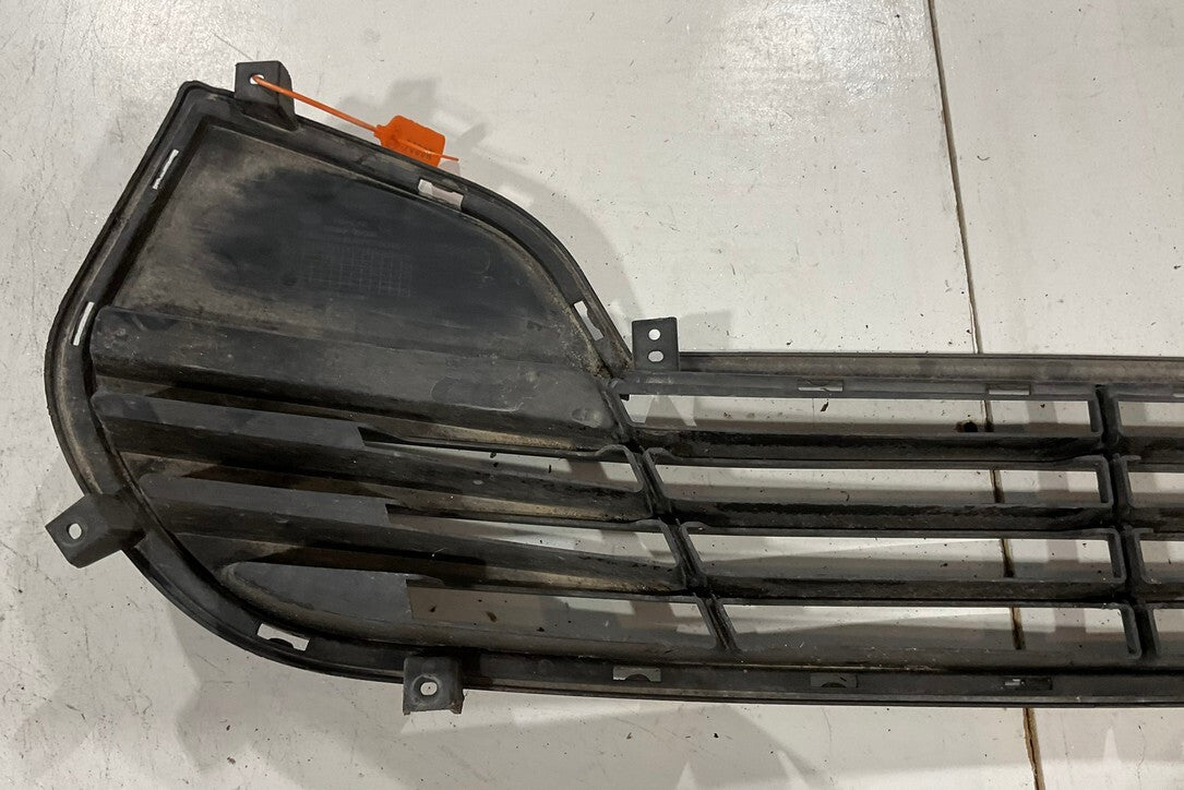 Grill Grille Black 2012-2017 Hyundai Veloster 86560-2V000 OEM
