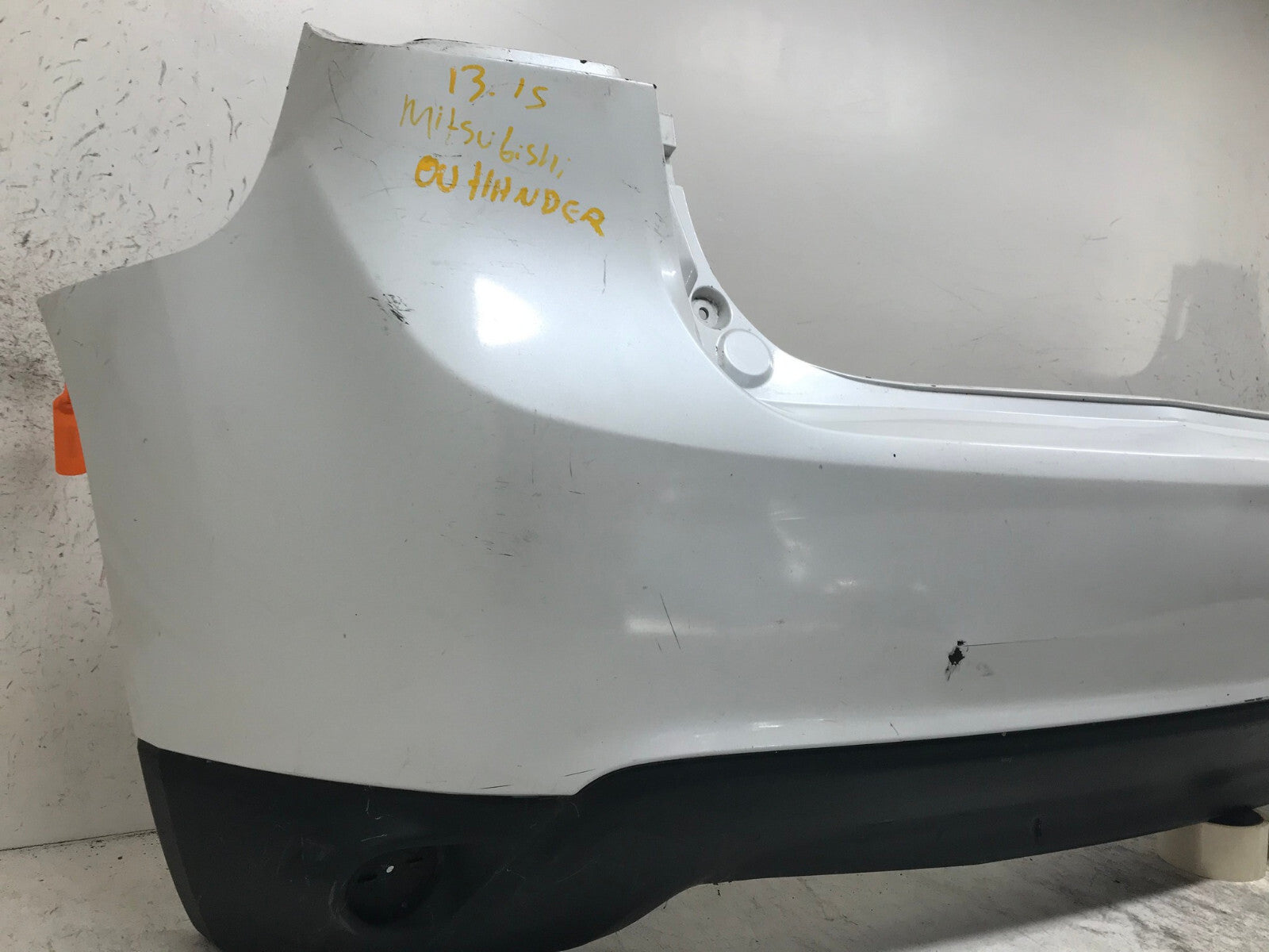 Rear Bumper Cover White Mitsubishi Outlander Sport ES SE 13-2015 6410B860ZZ OEM