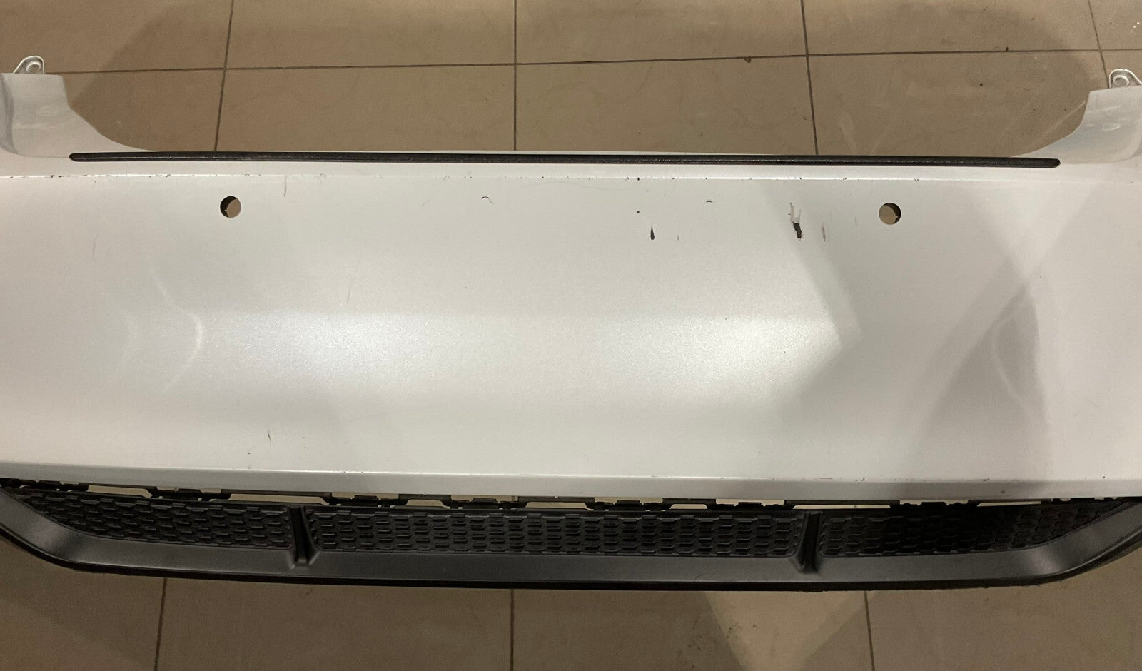 Rear Bumper Cover White Toyota Avalon XLE XSE Lted Touring 2019 52159-07040 OEM