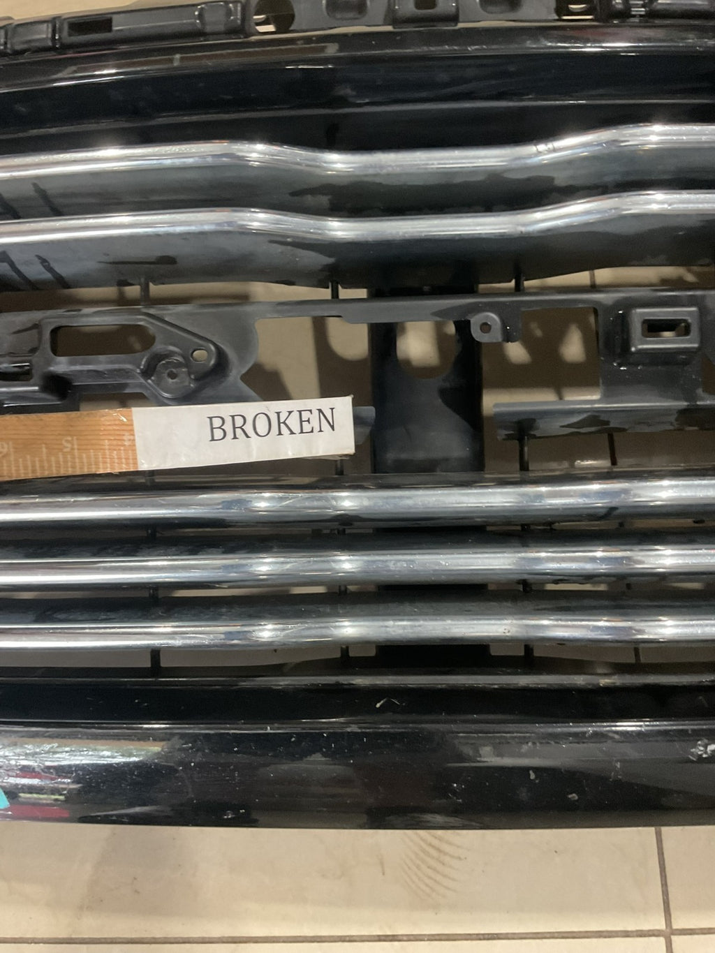 Grill Grille Black/Silver 2019-2024 Dodge Ram 1500 Laramie CAPA