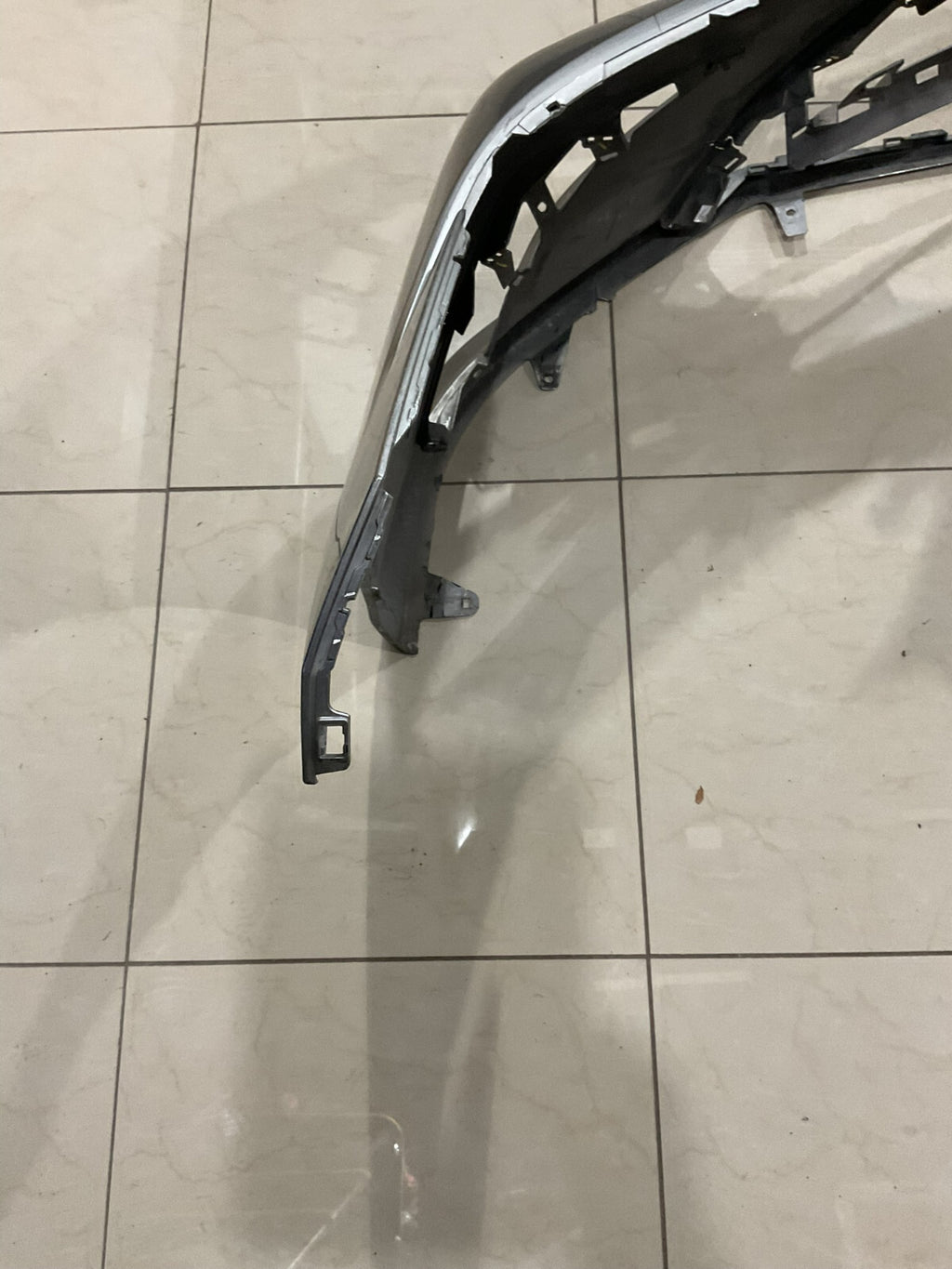 Front Bumper Cover Grey Lexus ES350 Base 2019 52119-06J00 OEM