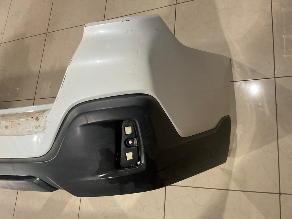 Rear Bumper Cover White 2018-2019 Subaru Outback 57704ala18 OEM