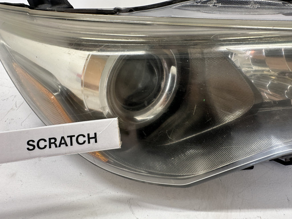 Headlight Damaged Right Passenger RH 2015 2016 2017 Toyota Camry 8111006C80 OEM
