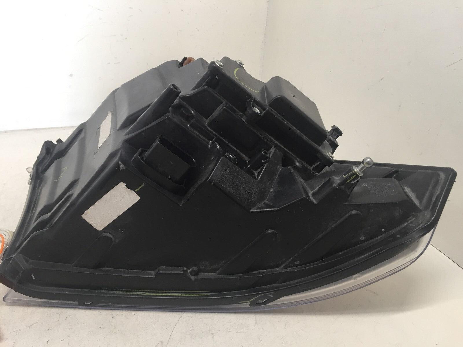 Halogen Projector Lamp Headlight Right Side RH Dodge RAM 16-18 68274982AA OEM