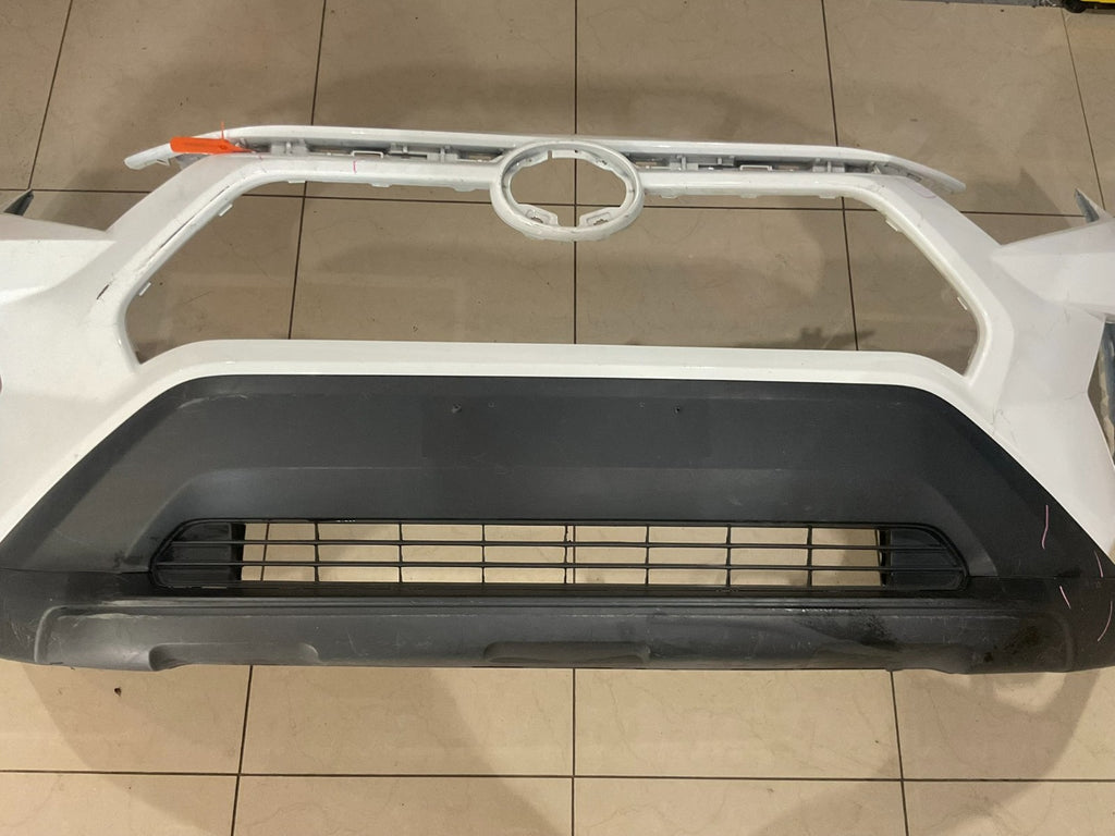 Front Bumper Cover White Toyota RAV4 2019-2021 52119+0r200 OEM