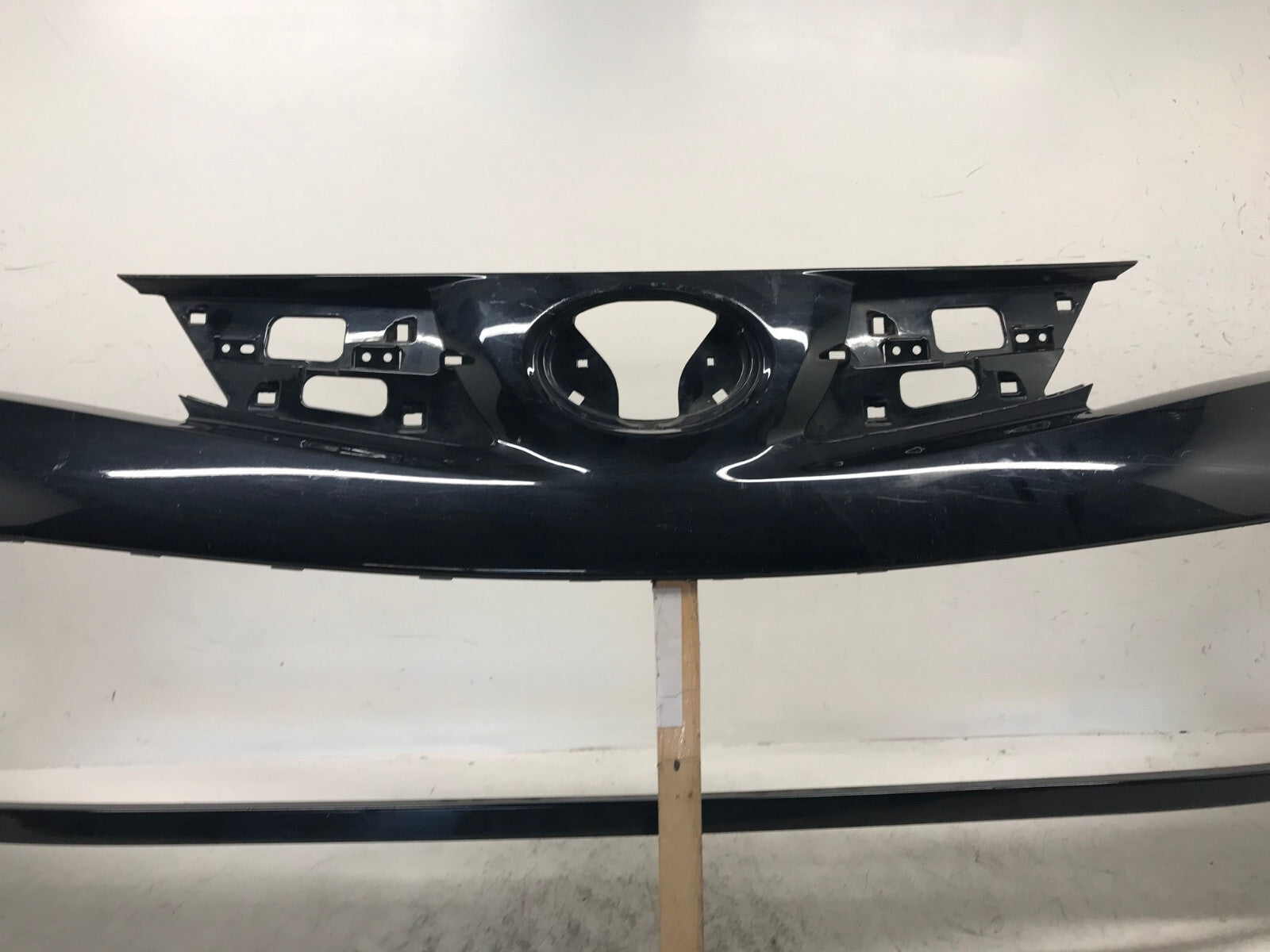 Front Bumper Cover Black Toyota RAV4 LE/XLE/Limited 2016-2017 52119-0R911 OEM