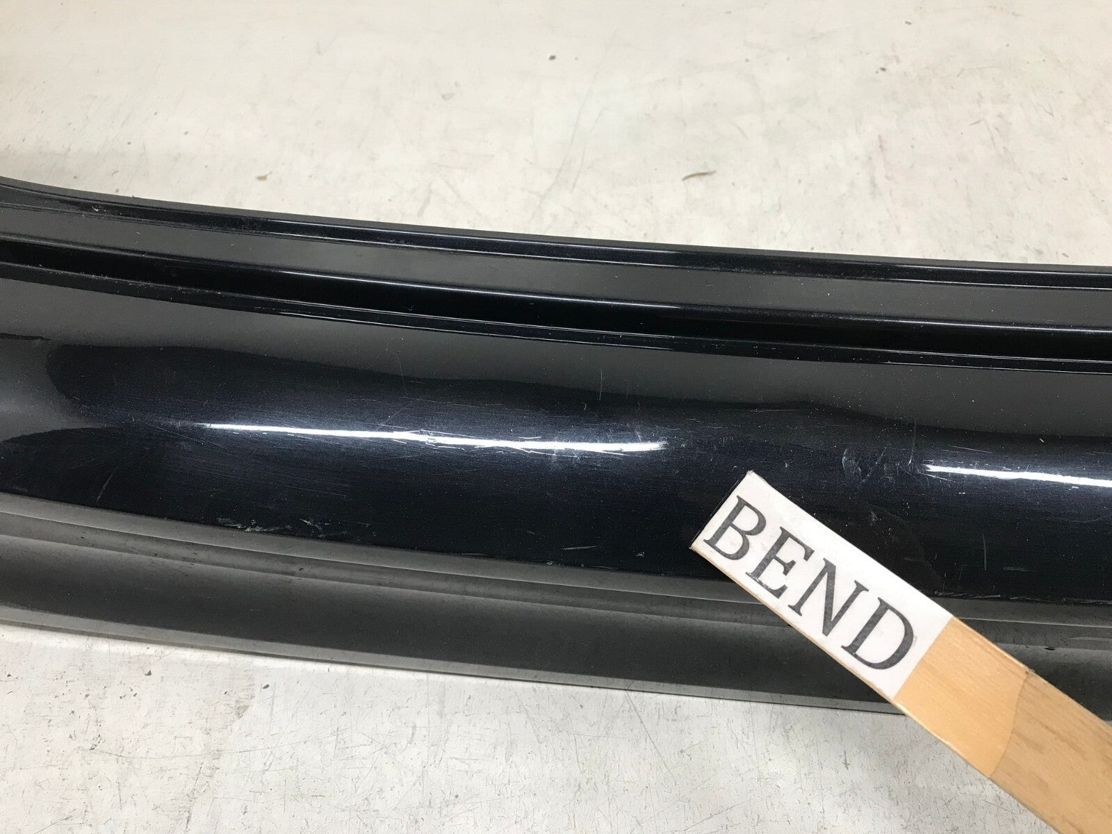 Rear Upper Bumper Cover Volkswagen Tiguan S/SE/SEL/SEL Premium 5NN807421 OEM3