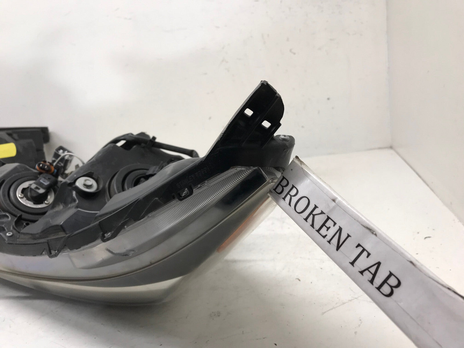 Headlight Damaged Driver LH Subaru Legacy 2015-2017 84001AL03A OEM