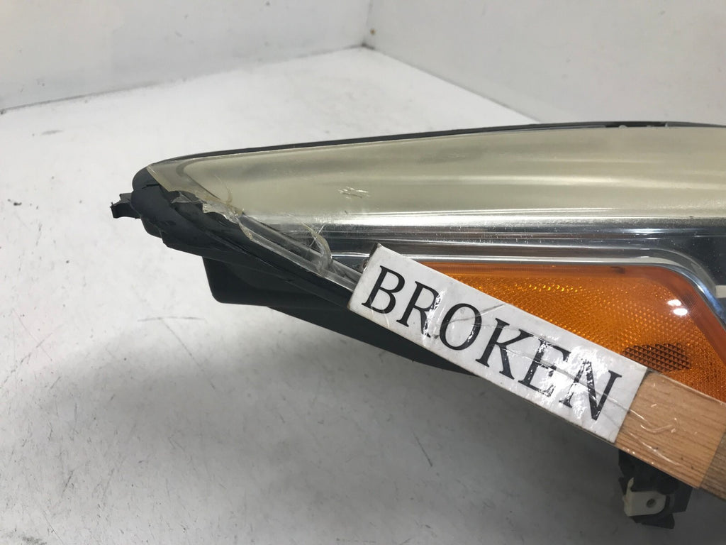 Headlight Damaged Right passenger RH Ford Escape 2013-2016 44ZH-2090-A OEM